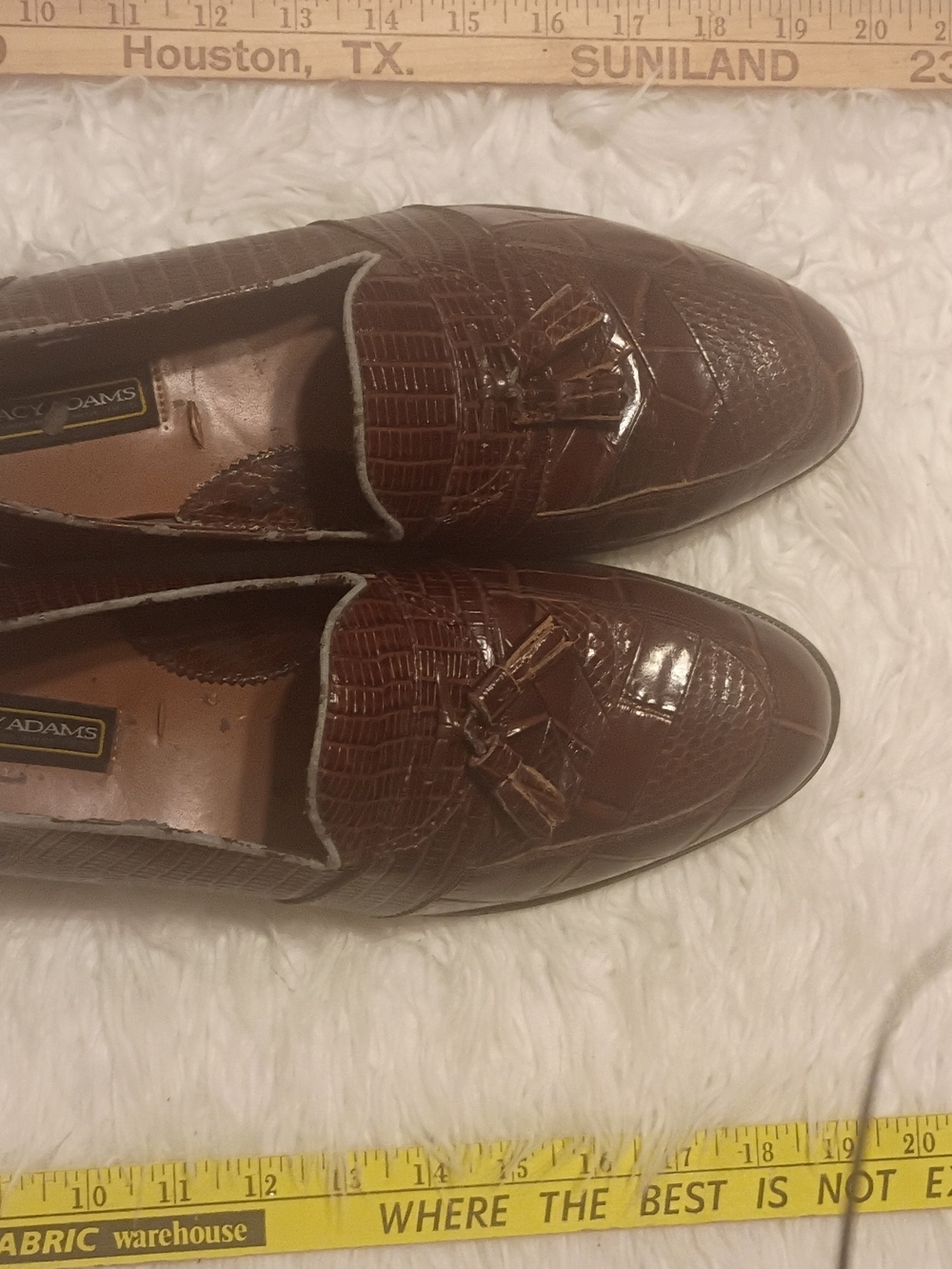 VintageStacyAdams Dark Brown Snake skin Loafers with Gold 'Genuine Snake' Plaque